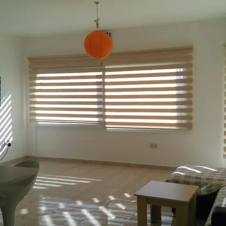 3 Plus 1 In Apartament